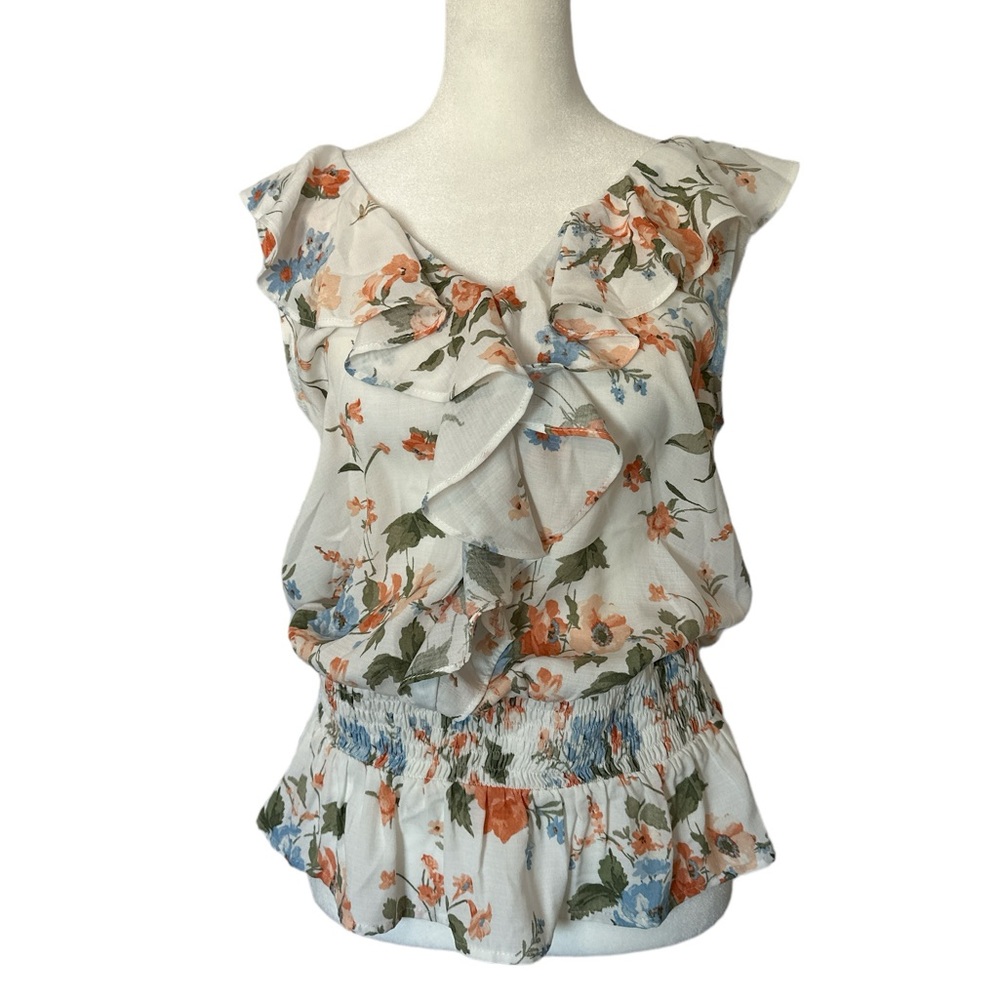 NWOT Doe & Rae V-Neck Floral Ruffle Top
